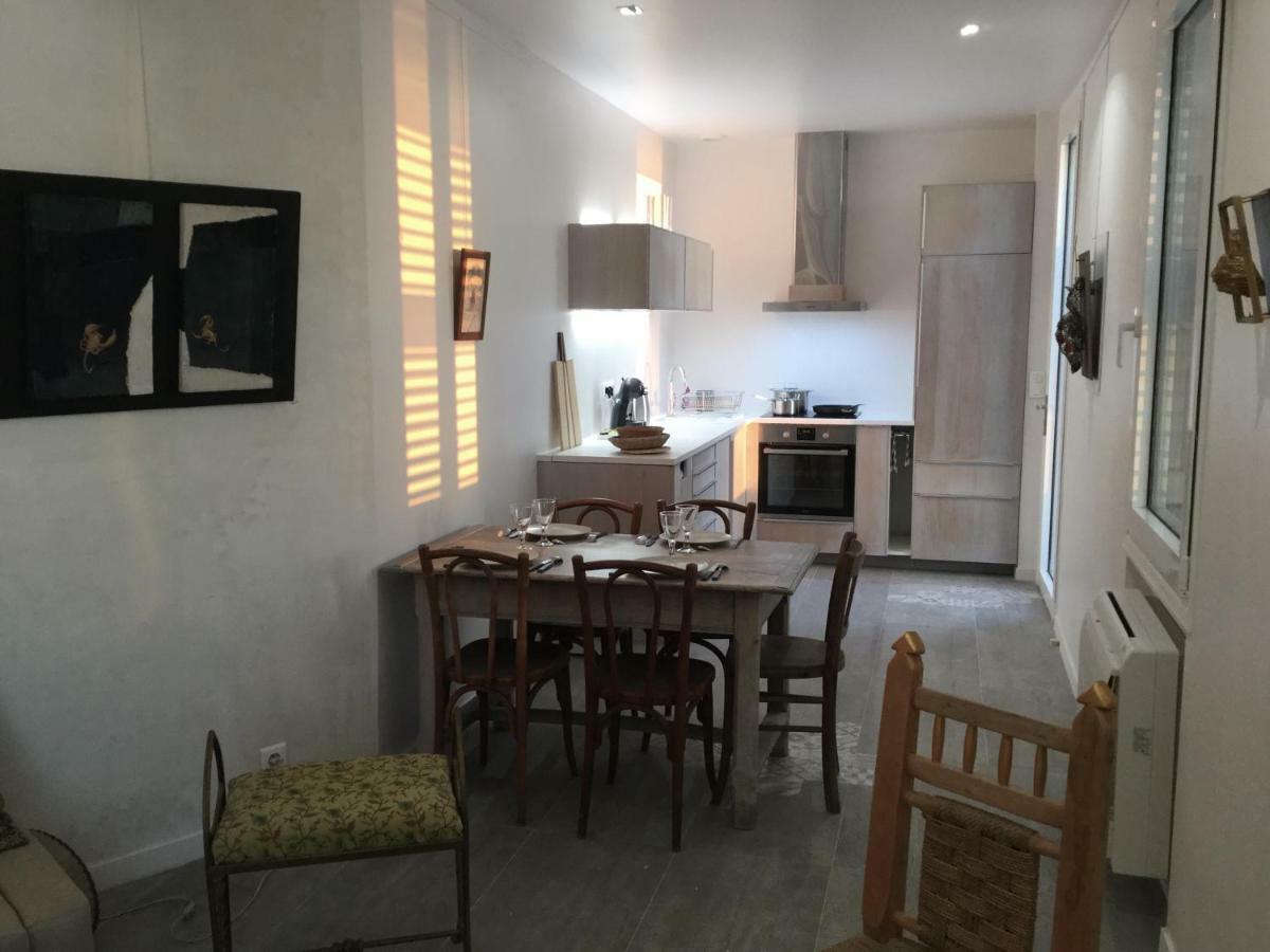 Cabanon Marseillais 45 m2 sur l'eau à Malmousque Apartamento Marselha Exterior foto